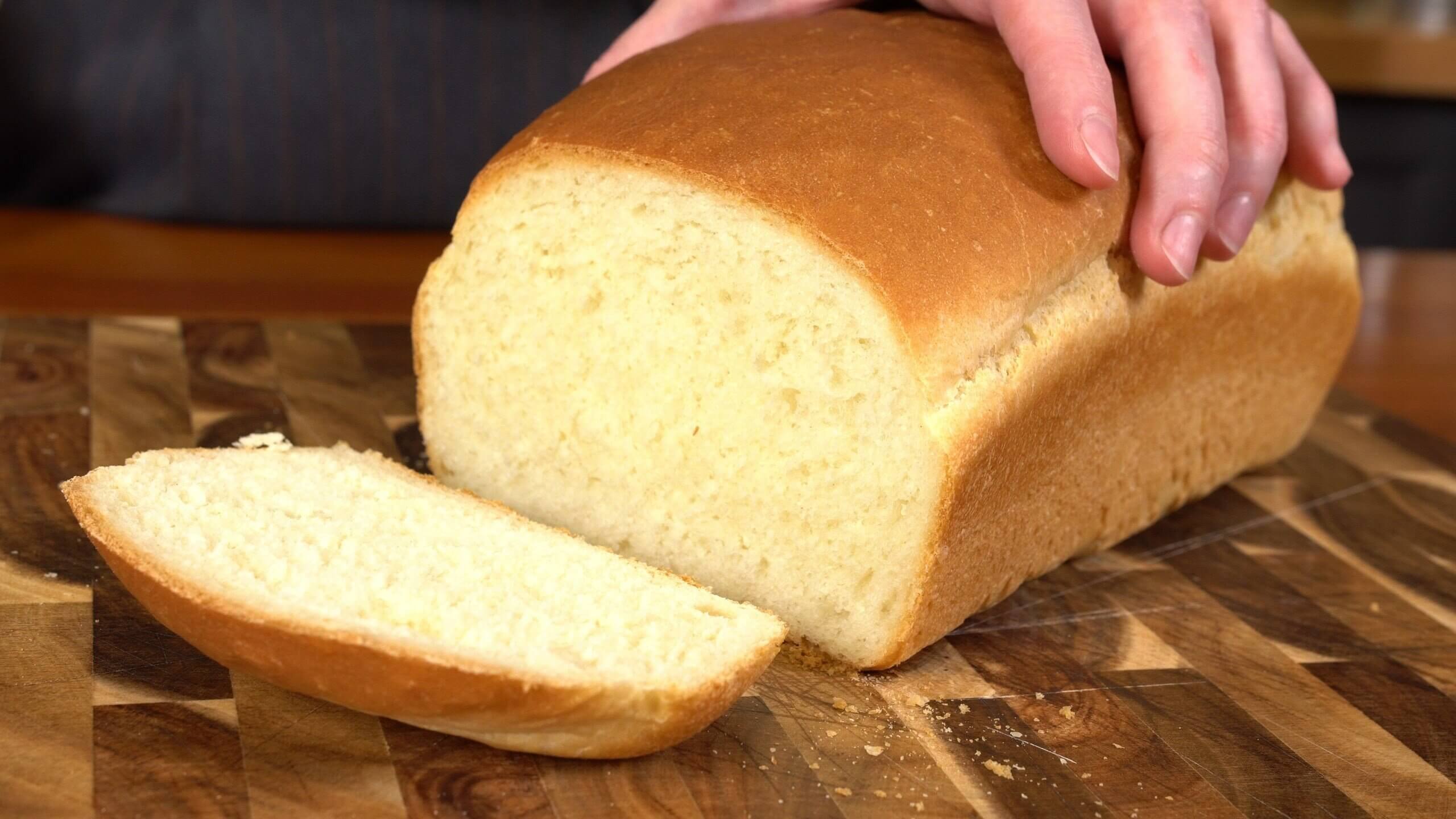 Как приготовить домашний хлеб. Мягкий и с хрустящей корочкой